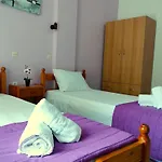 Nikos Apartments 3